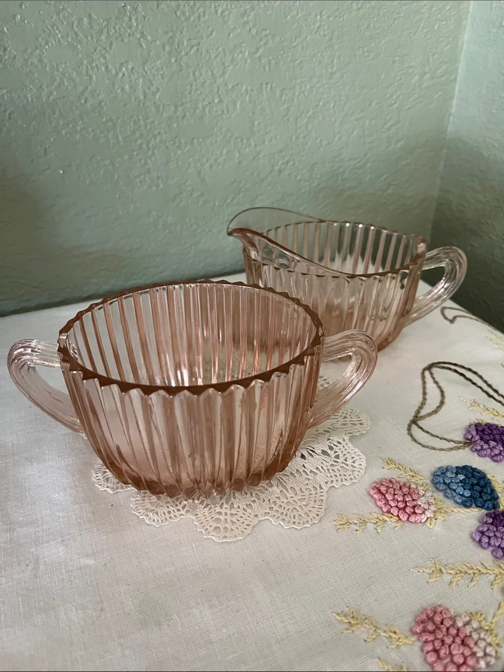 Vintage Queen Mary Pink Depression Glass Creamer & Sugar Set – 1930s